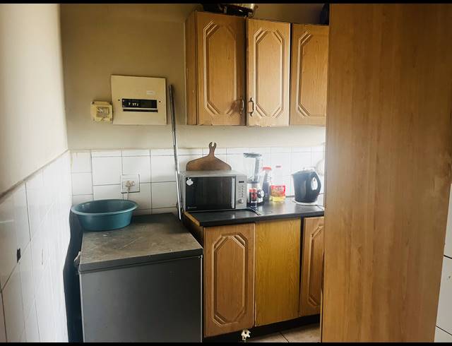 2.5 BEDROOM APARTMENT FOR SALE IN SUNNYSIDE